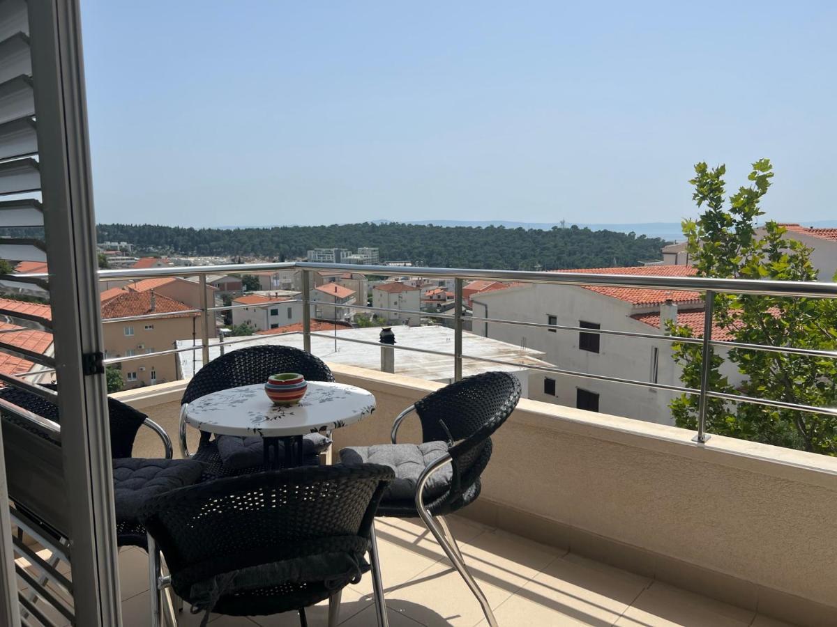 Apartment Lucija - Cozy Flat In The City Center With A Sea View & Parking ماكارسكا المظهر الخارجي الصورة