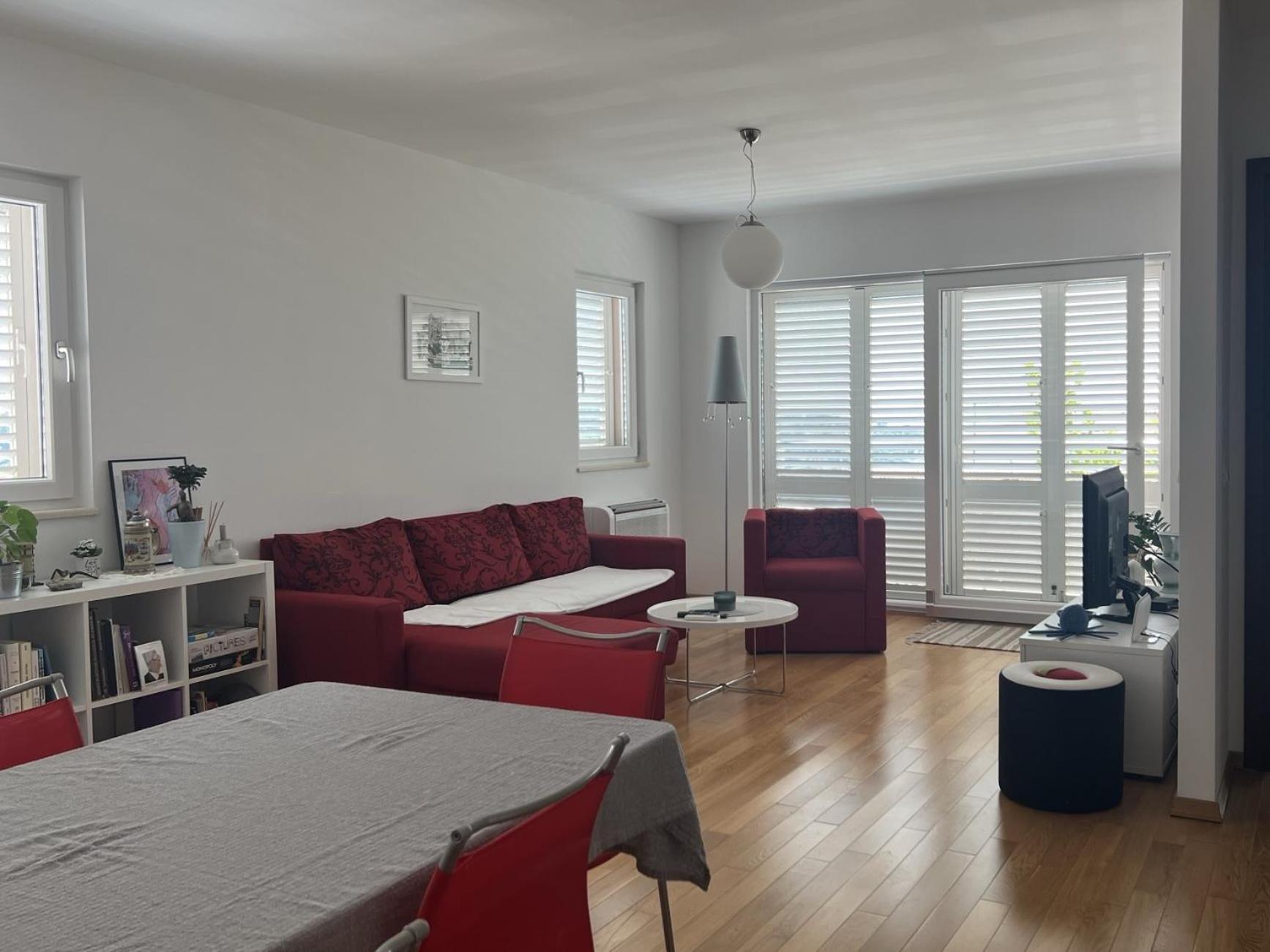 Apartment Lucija - Cozy Flat In The City Center With A Sea View & Parking ماكارسكا المظهر الخارجي الصورة