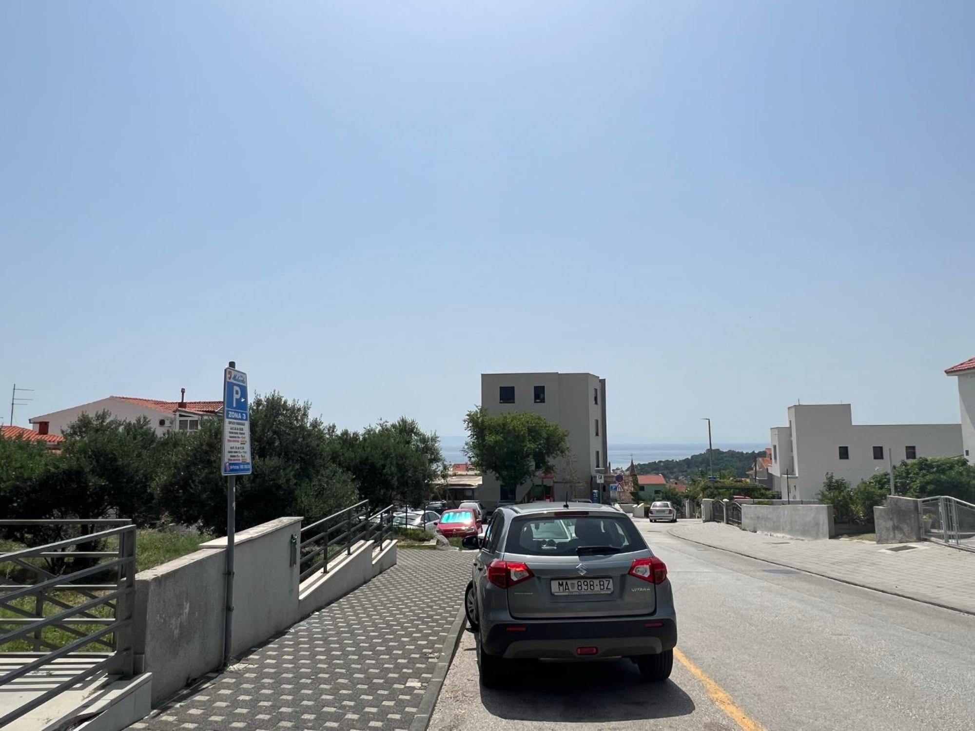 Apartment Lucija - Cozy Flat In The City Center With A Sea View & Parking ماكارسكا المظهر الخارجي الصورة